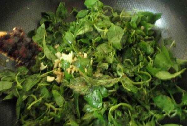 黃瓜荊芥怎么調(diào),完美的黃瓜變蛋拌荊芥怎么做好吃又簡單圖10