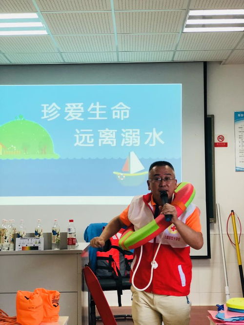 收費(fèi)站開(kāi)展安全應(yīng)急救護(hù)知識(shí)培訓(xùn)