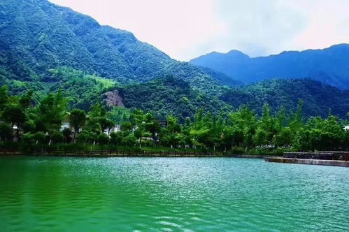 綠水青山,詩(shī)句