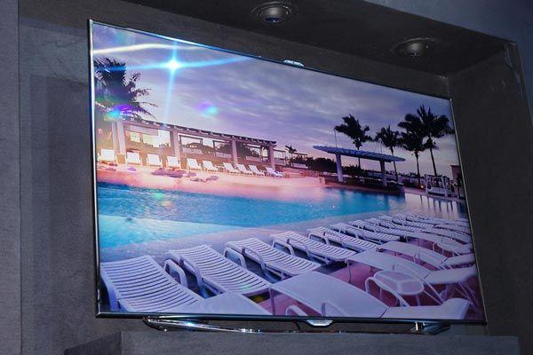 電視機(jī)電商和商場的同類產(chǎn)品有什么不同，為什么價(jià)格上差別那大