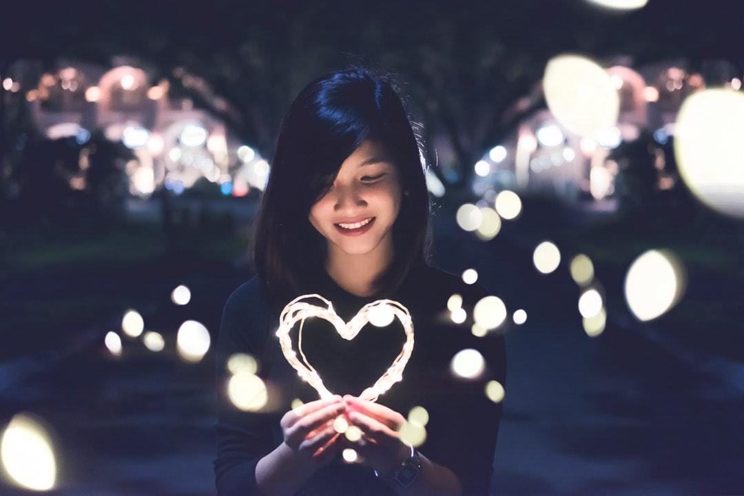 一個人的經(jīng)典說說 時光越老，人心越淡